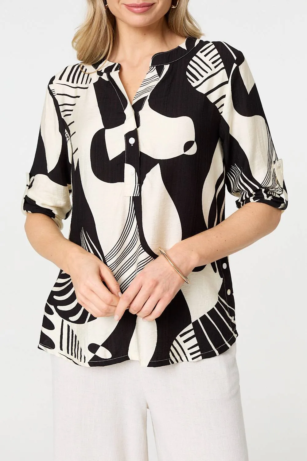 Abstract 3/4 Sleeve Button Detail Blouse