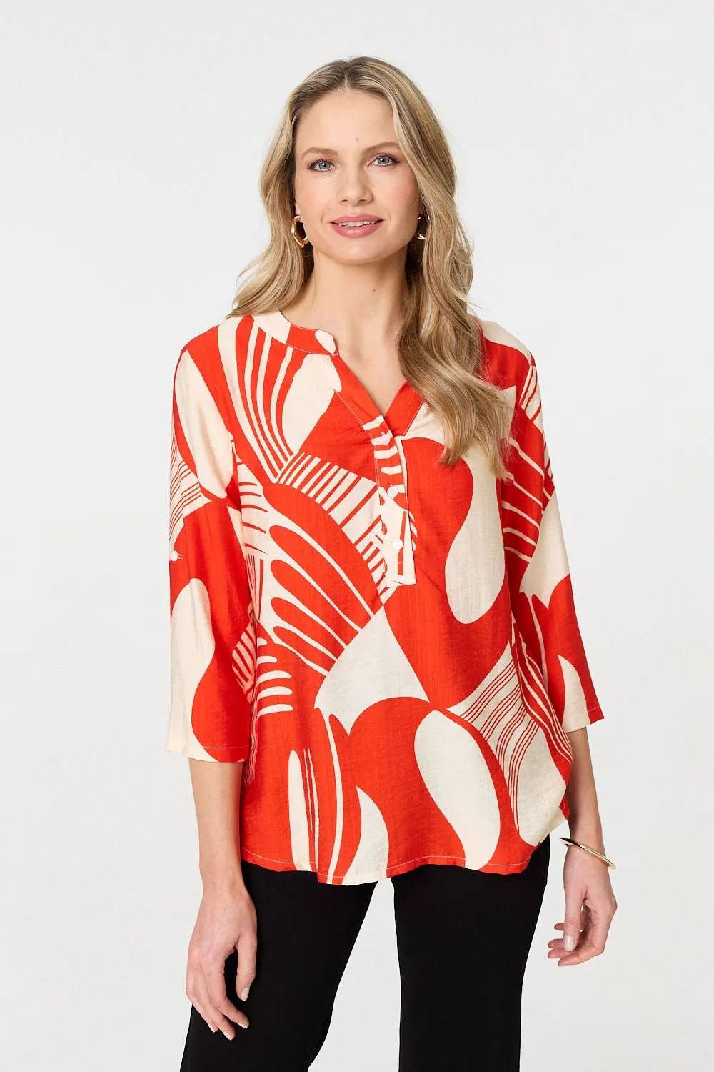 Abstract 3/4 Sleeve Button Detail Blouse