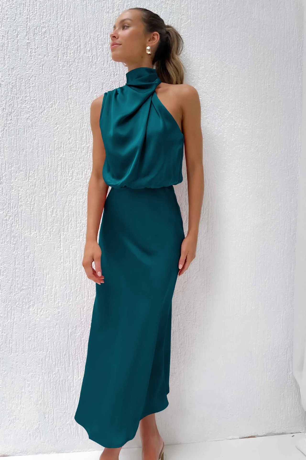 Aida | Elegant Satin Halter Dress