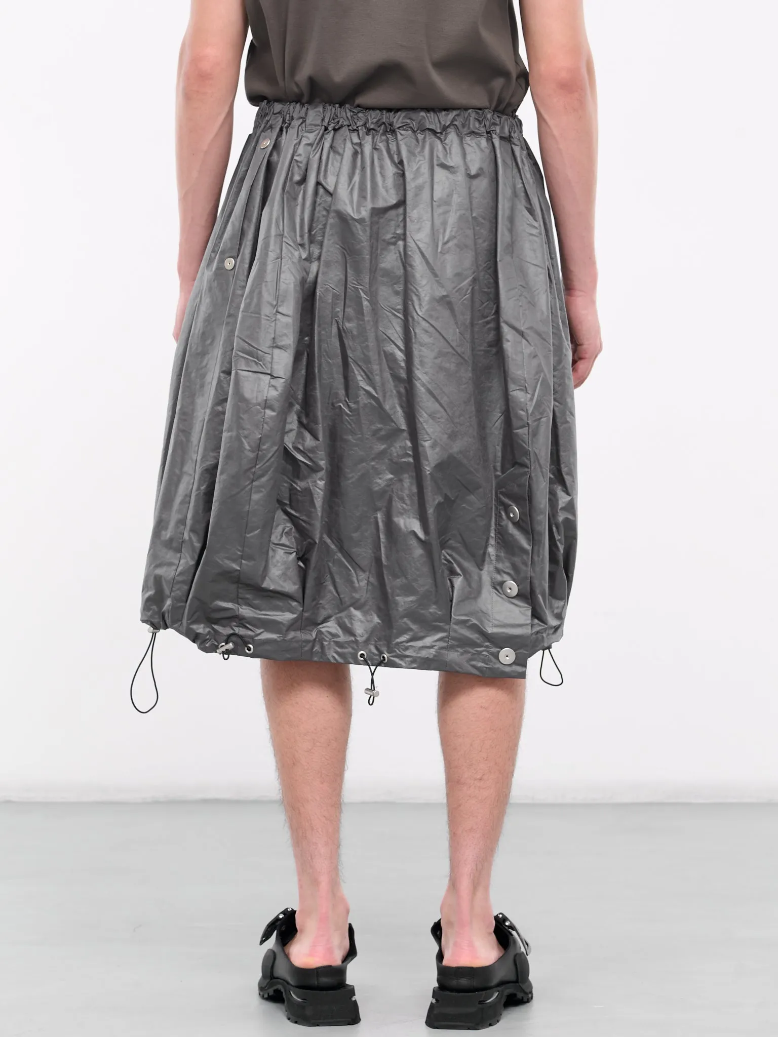 Circle Skirt (SKT-101-04-SLEEK-SHIELD)