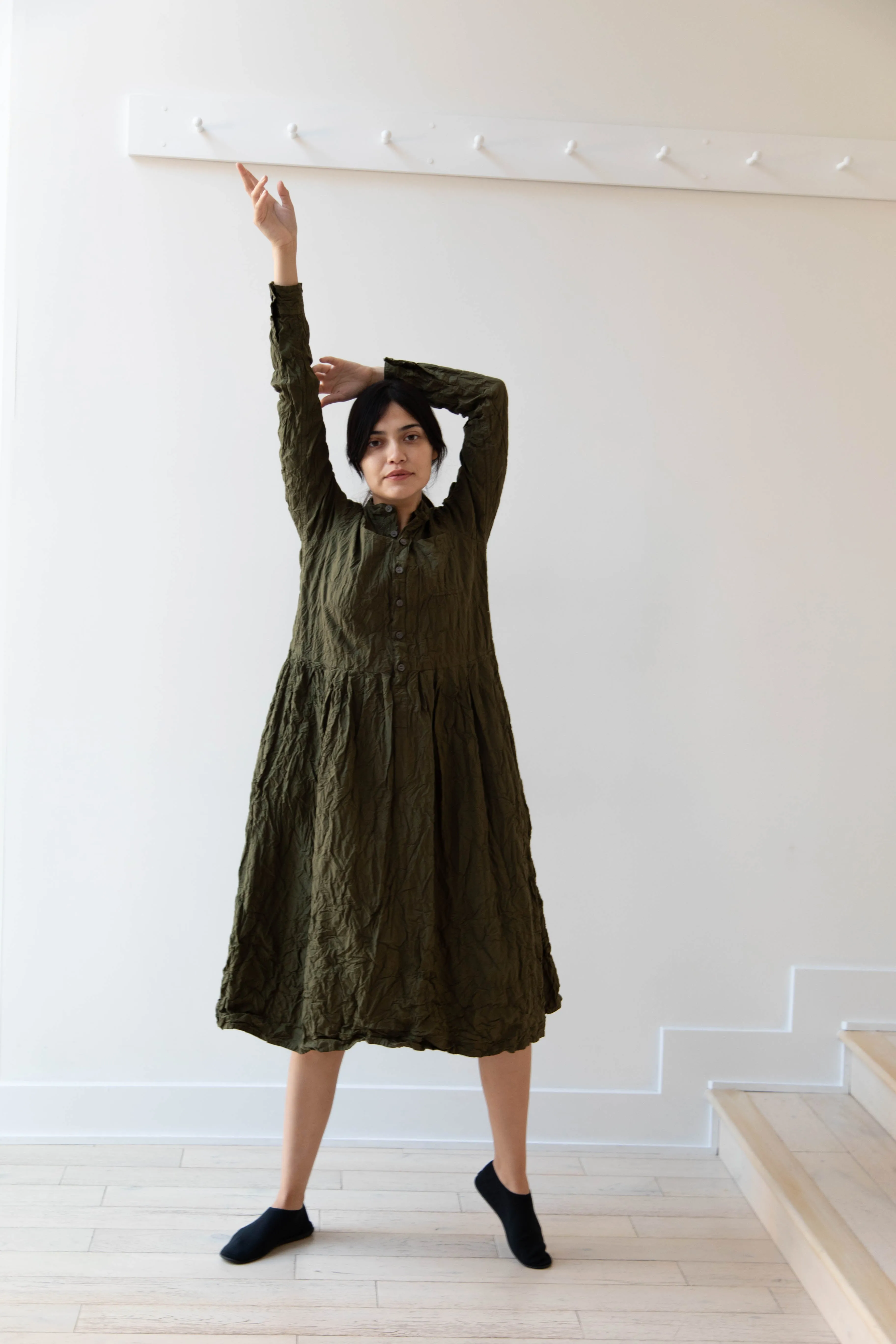 Pas de Calais | Crinkle Cotton Dress in Khaki